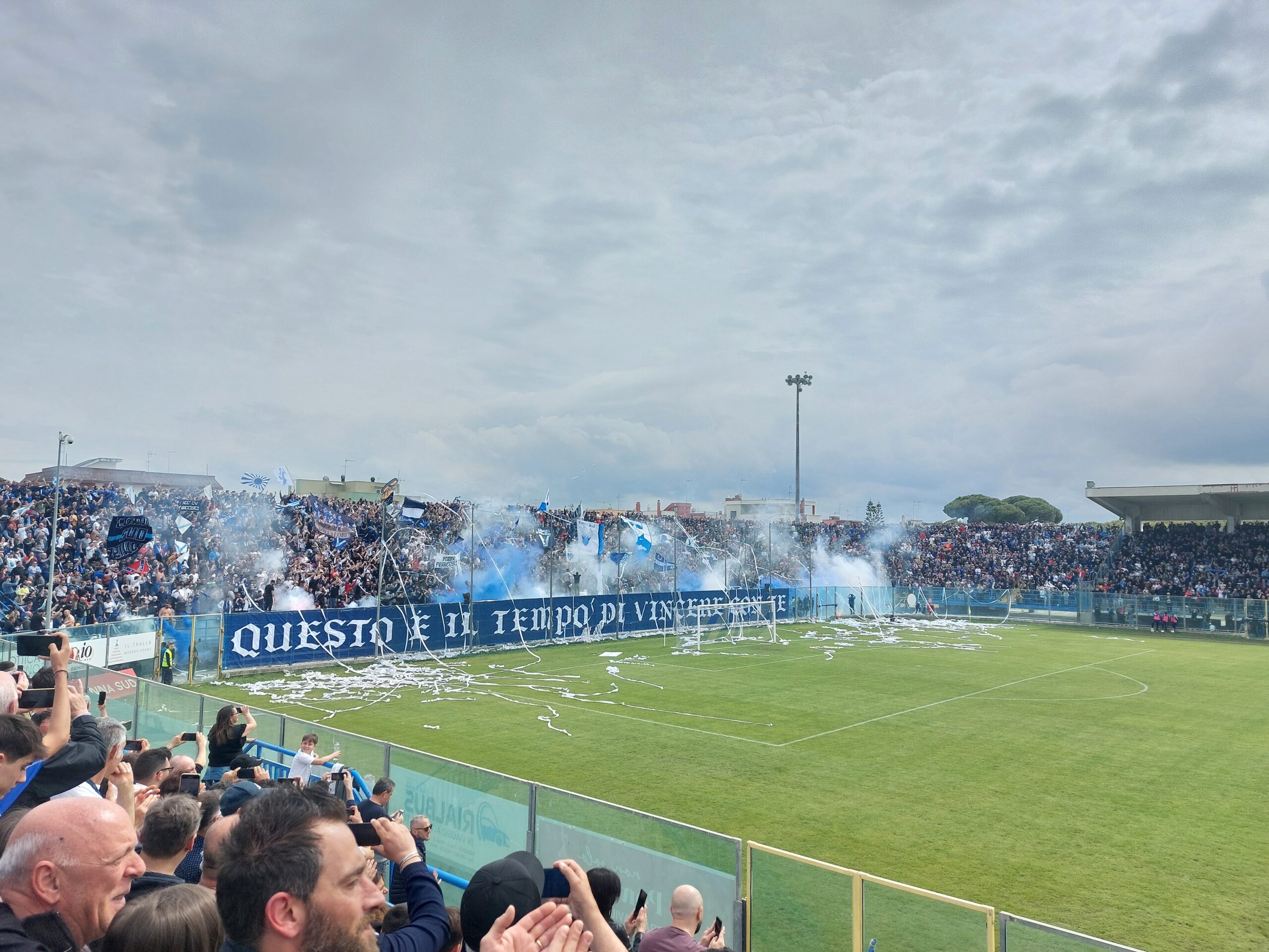 Torcia da stadio blu